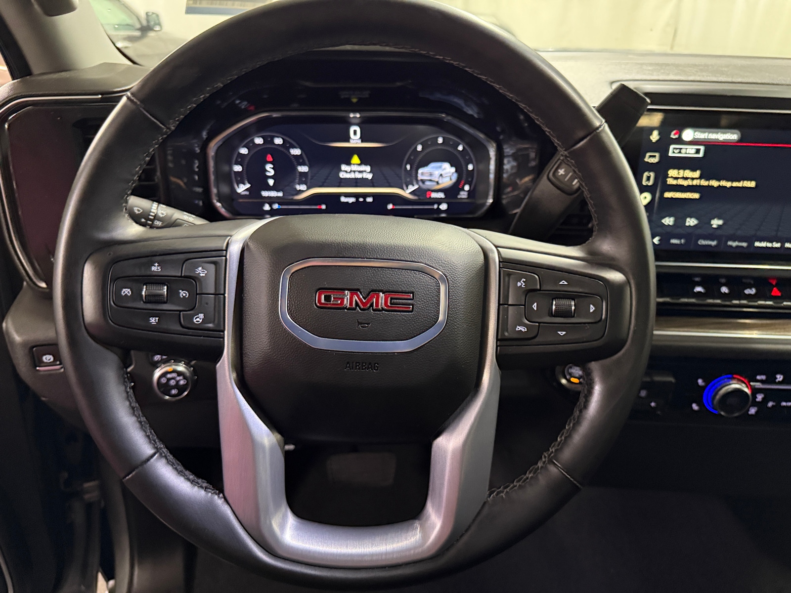 Thumbnail: 2025 GMC Sierra 1500 - 5
