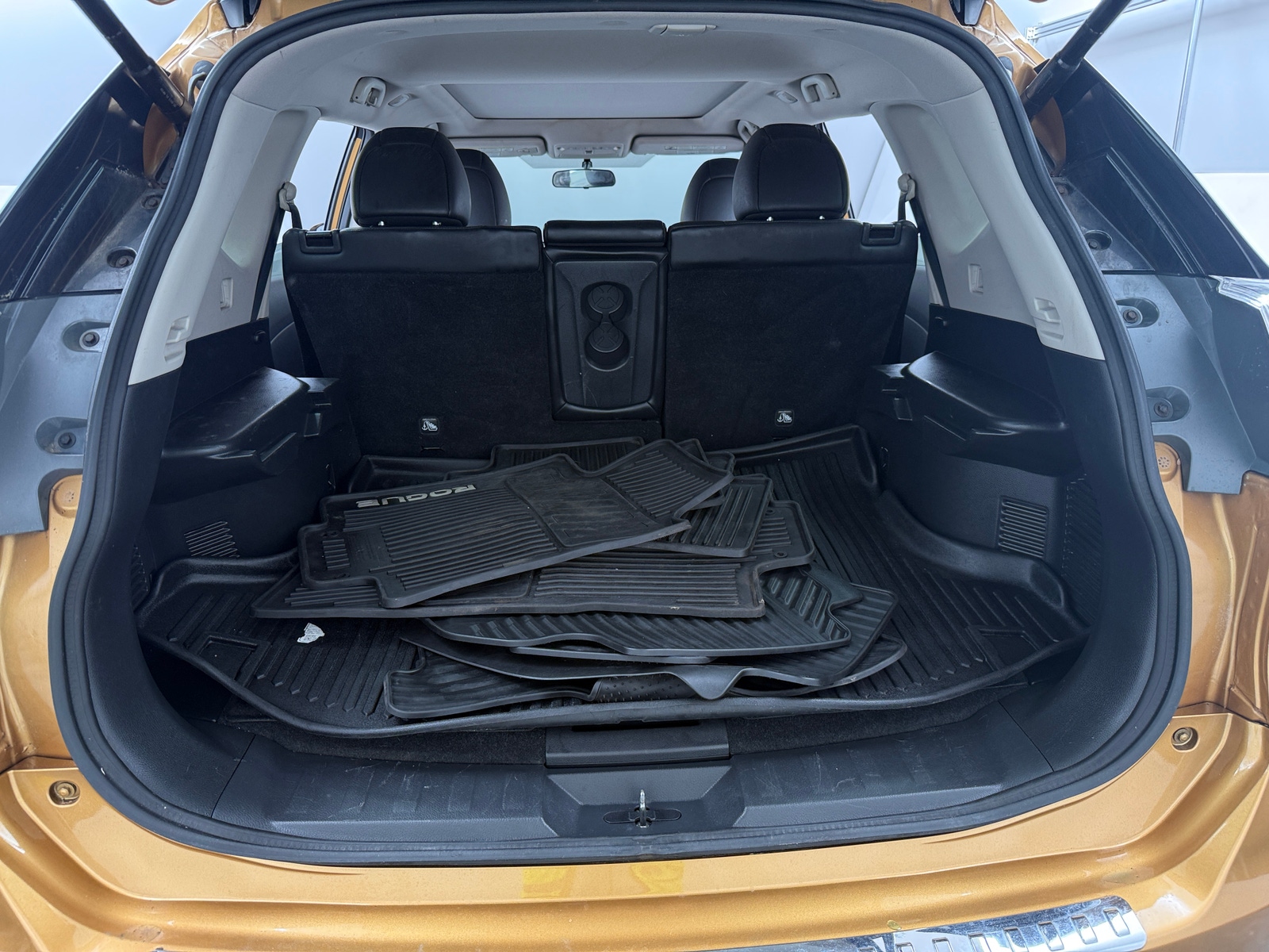 Thumbnail: 2015 Nissan Rogue - 6