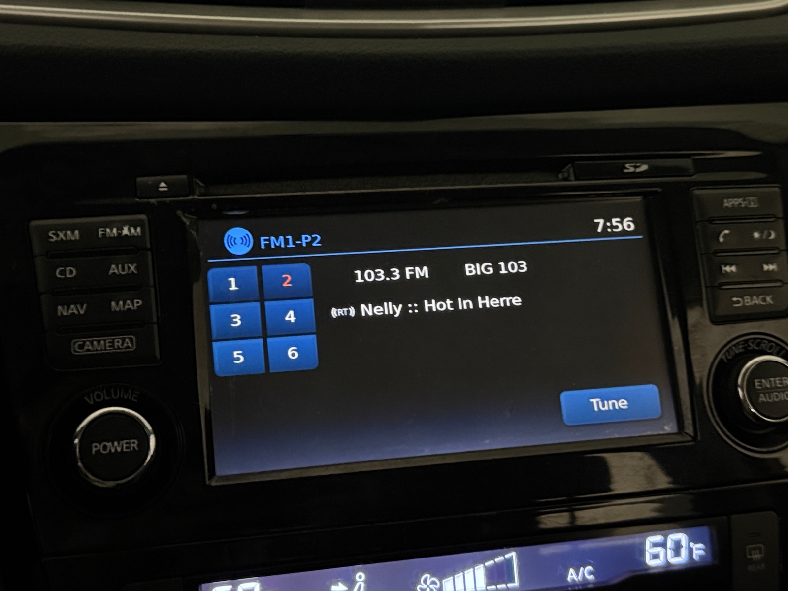 Thumbnail: 2015 Nissan Rogue - 3