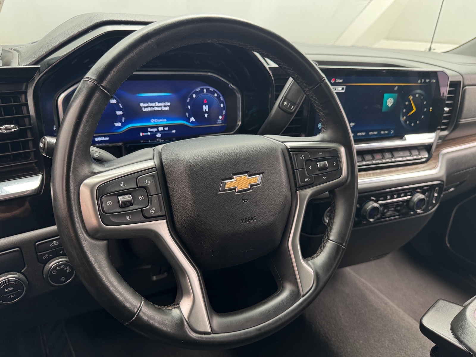 Thumbnail: 2024 Chevrolet Silverado 1500 - 5