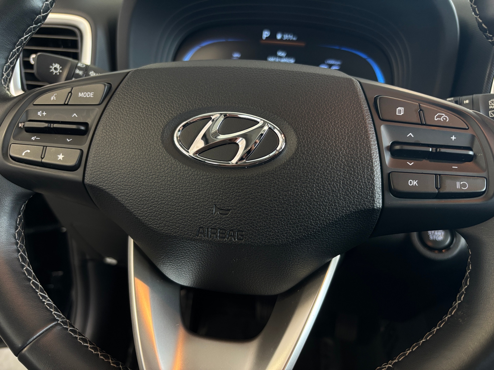 Thumbnail: 2026 Hyundai Venue - 4