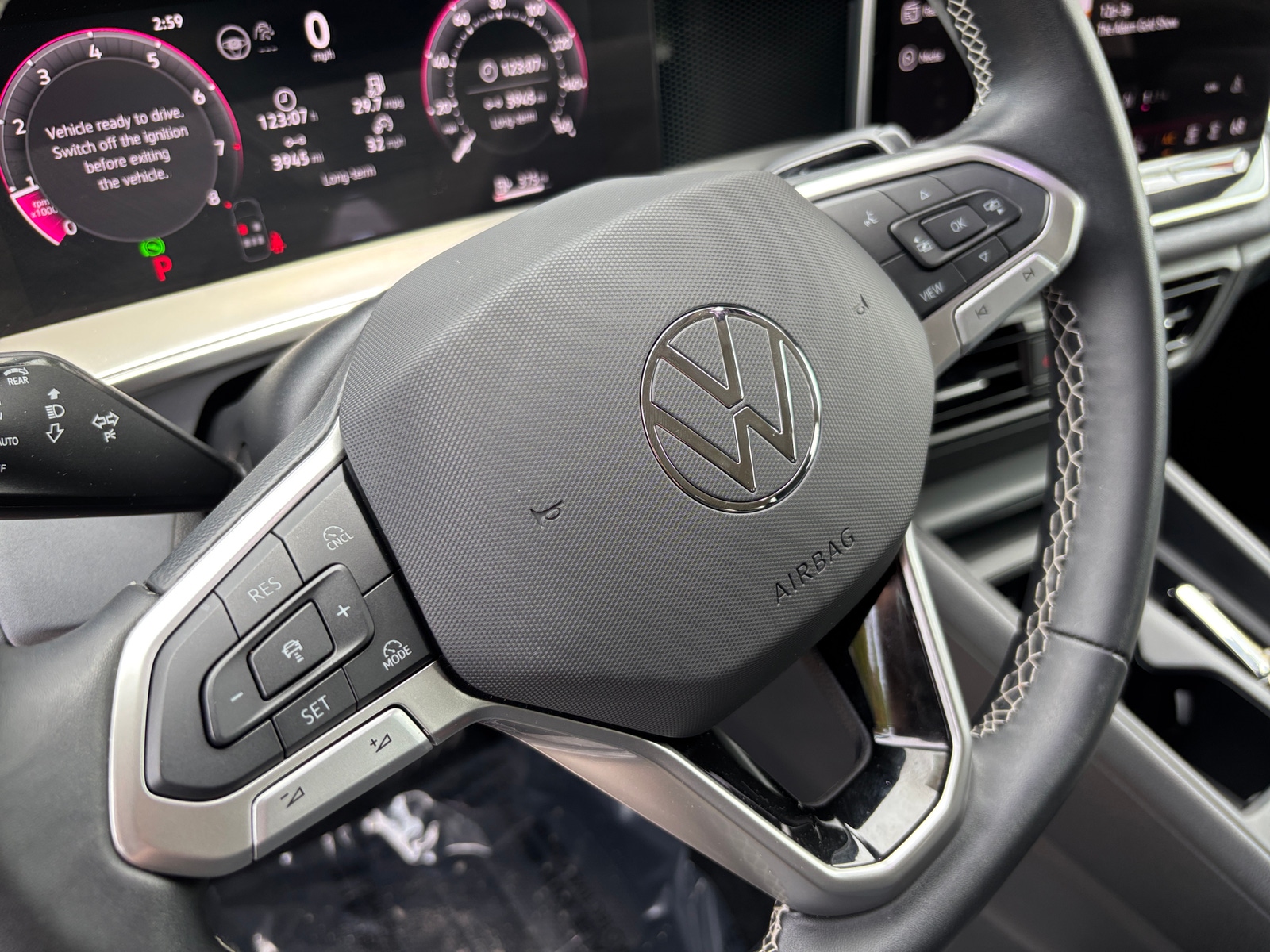 Thumbnail: 2026 Volkswagen Tiguan - 3