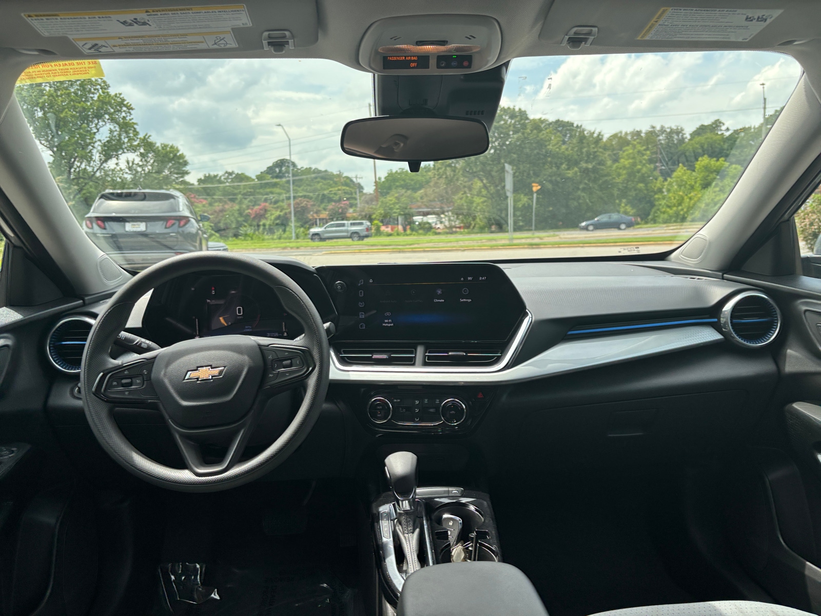 Thumbnail: 2025 Chevrolet Trax - 3
