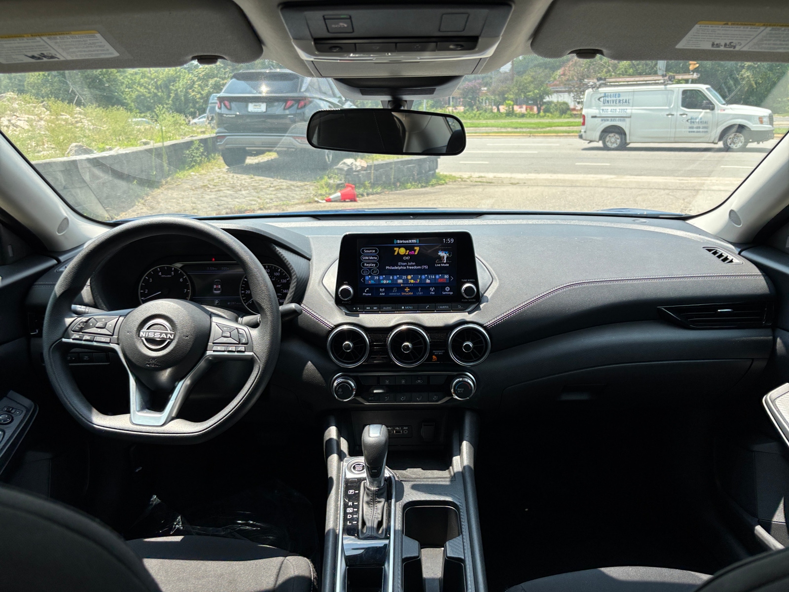 Thumbnail: 2025 Nissan Sentra - 3