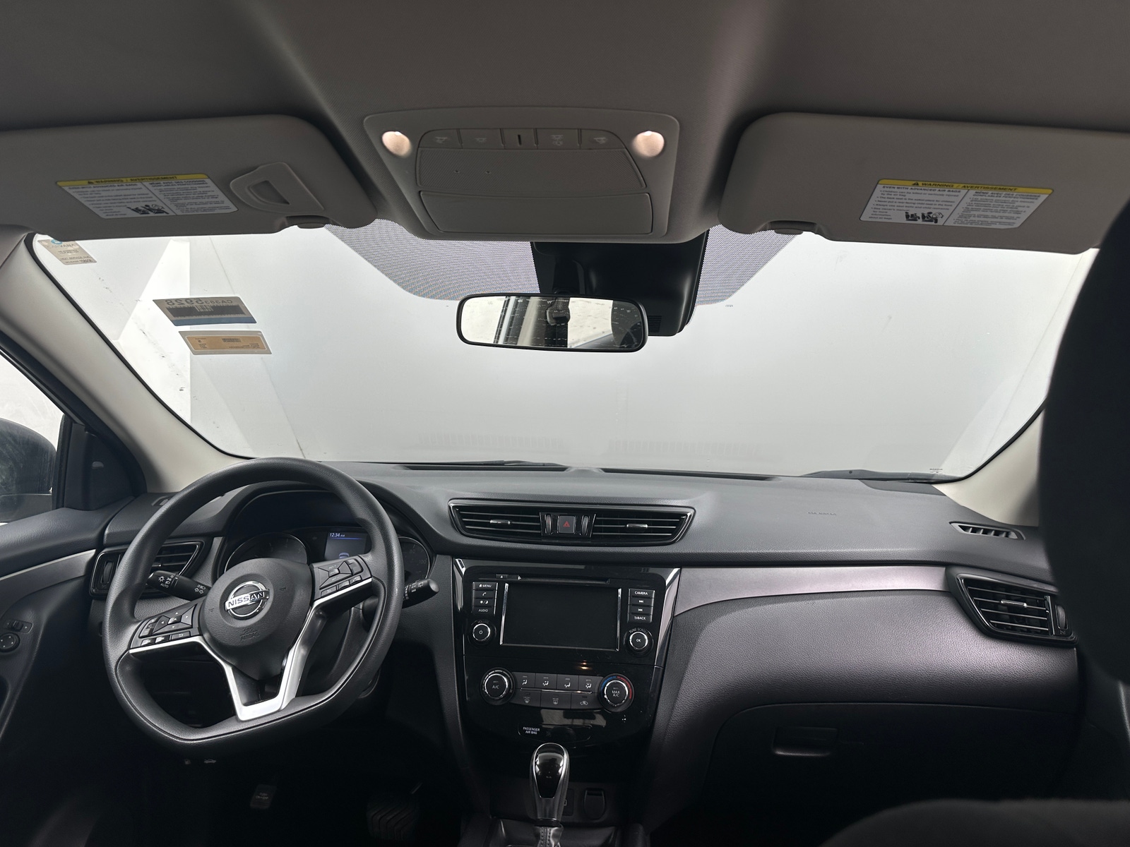 Thumbnail: 2021 Nissan Rogue Sport - 3