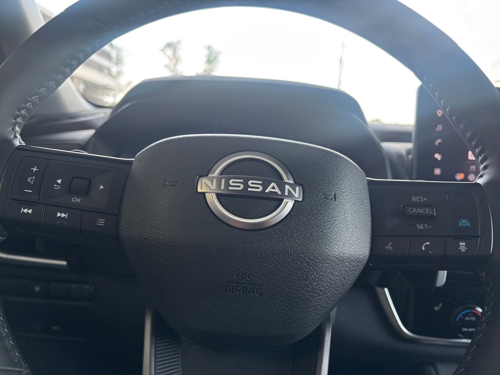 Thumbnail: 2026 Nissan Rogue - 5