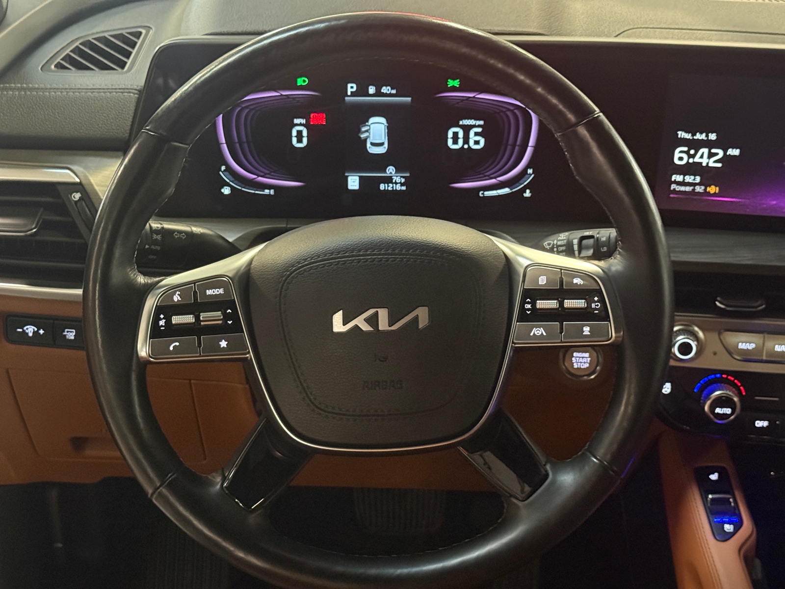 Thumbnail: 2023 Kia Telluride - 4