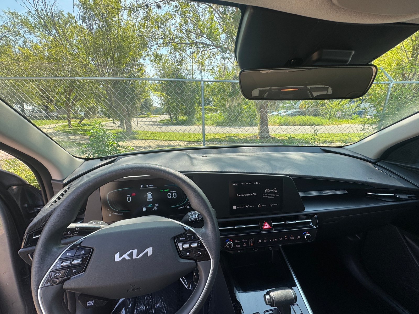 Thumbnail: 2026 Kia Niro - 3