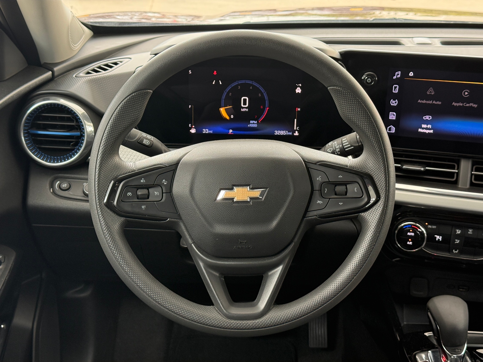 Thumbnail: 2025 Chevrolet Trax - 5