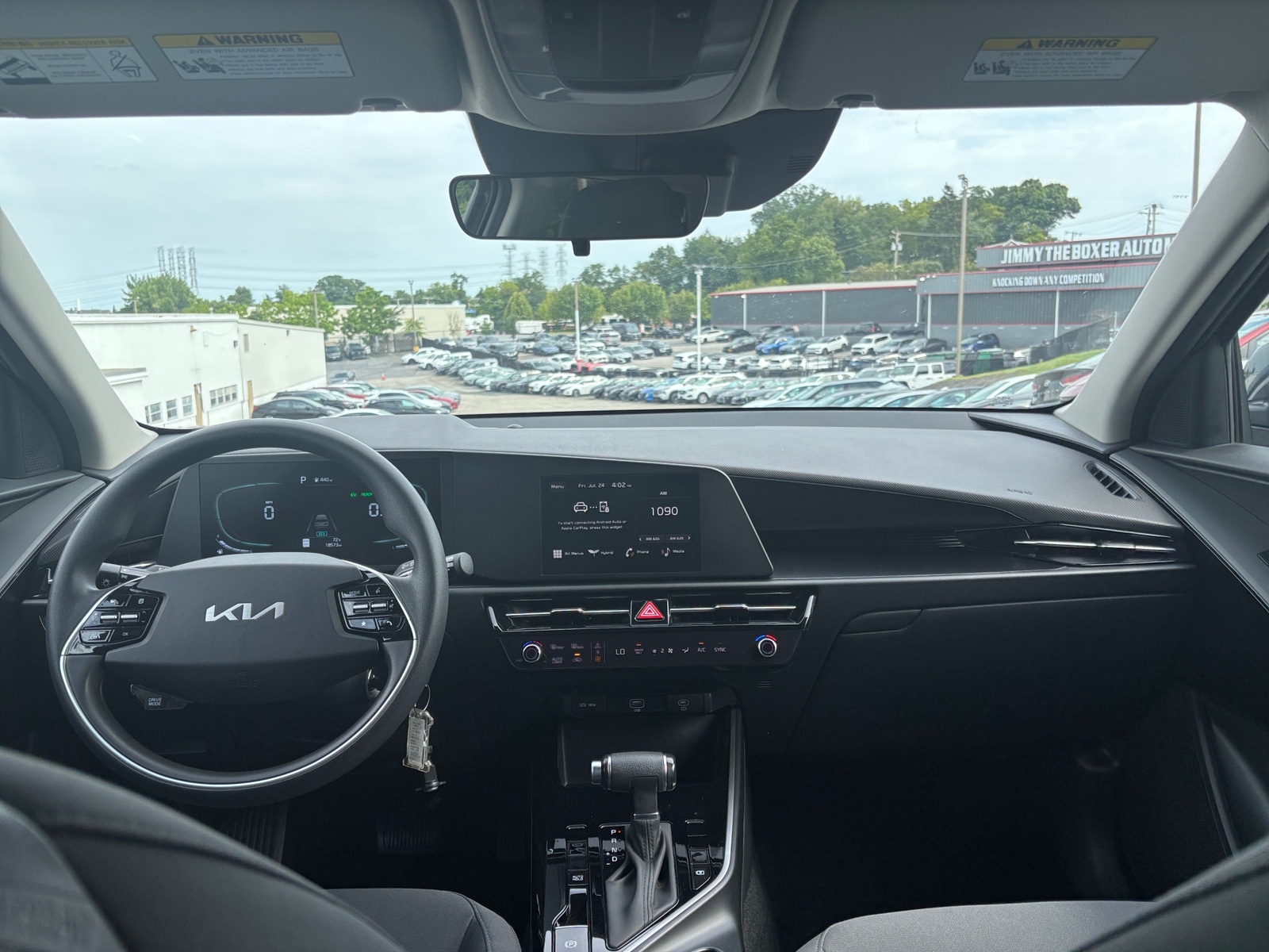 Thumbnail: 2026 Kia Niro - 3