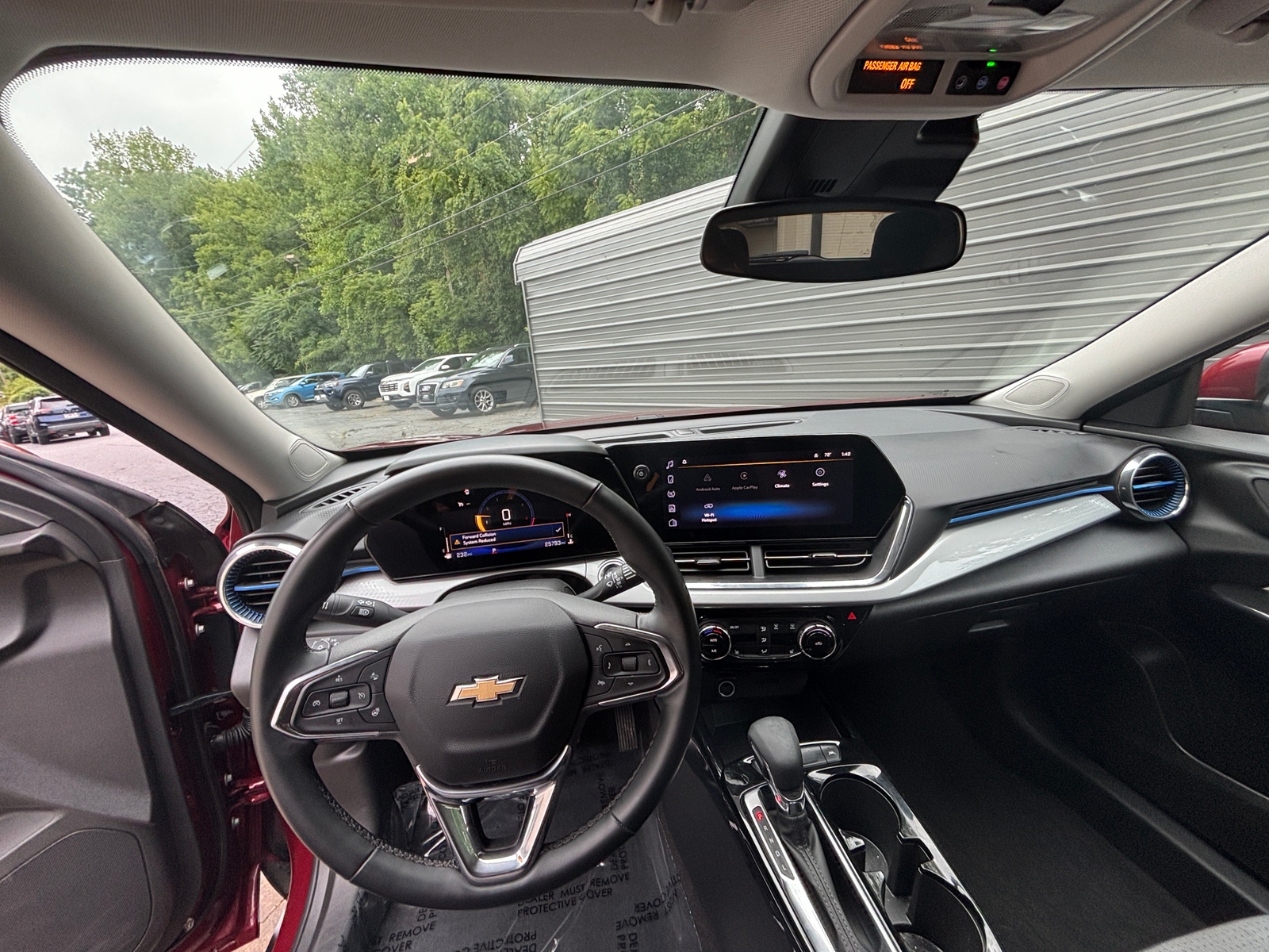 Thumbnail: 2025 Chevrolet Trax - 3
