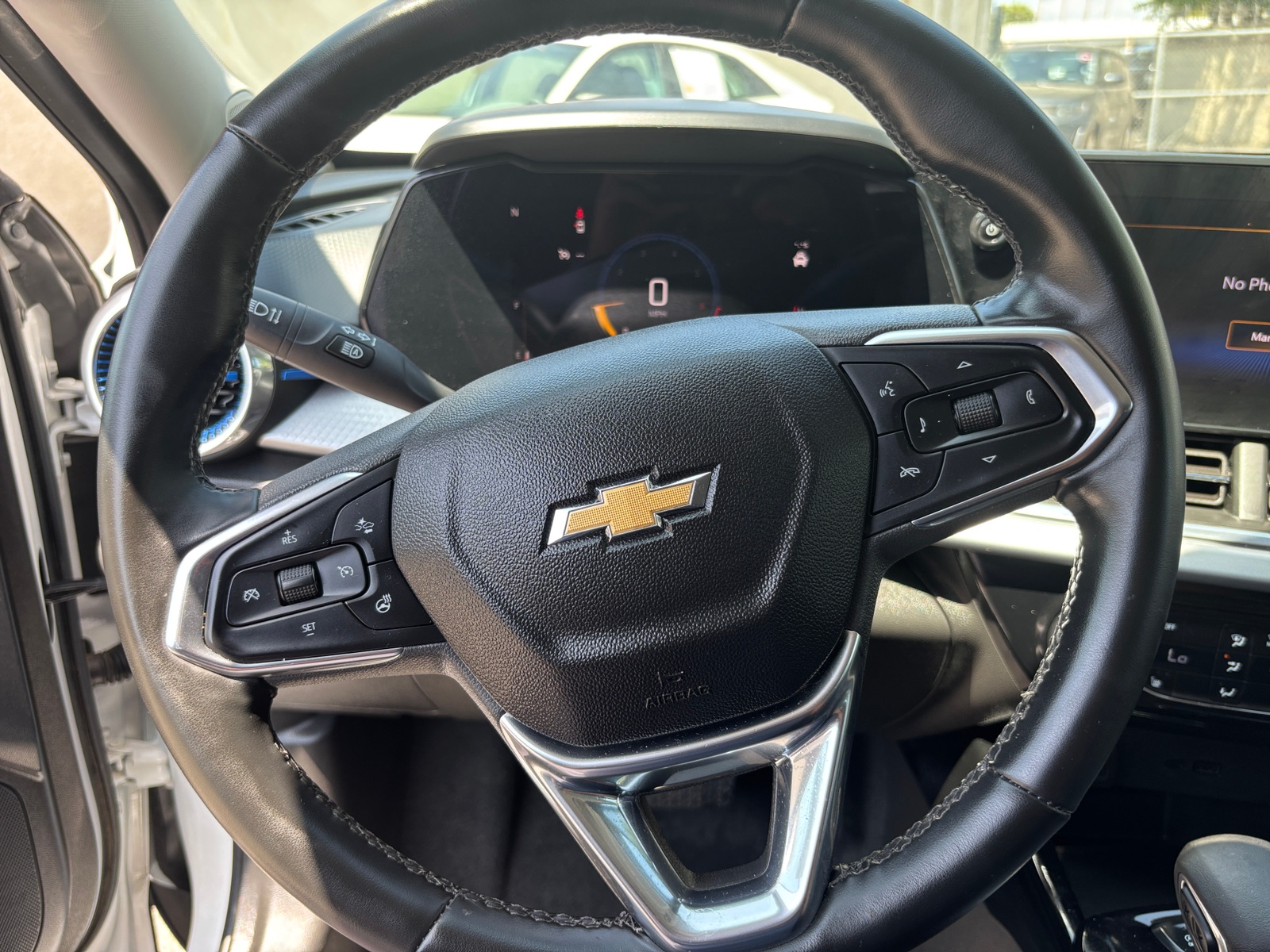 Thumbnail: 2025 Chevrolet Trax - 5