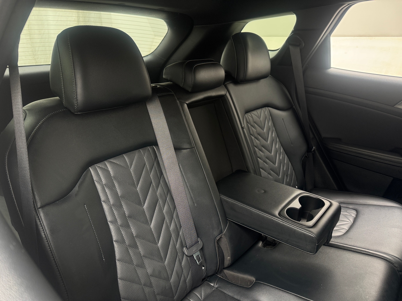 Thumbnail: 2023 Kia Sportage - 5