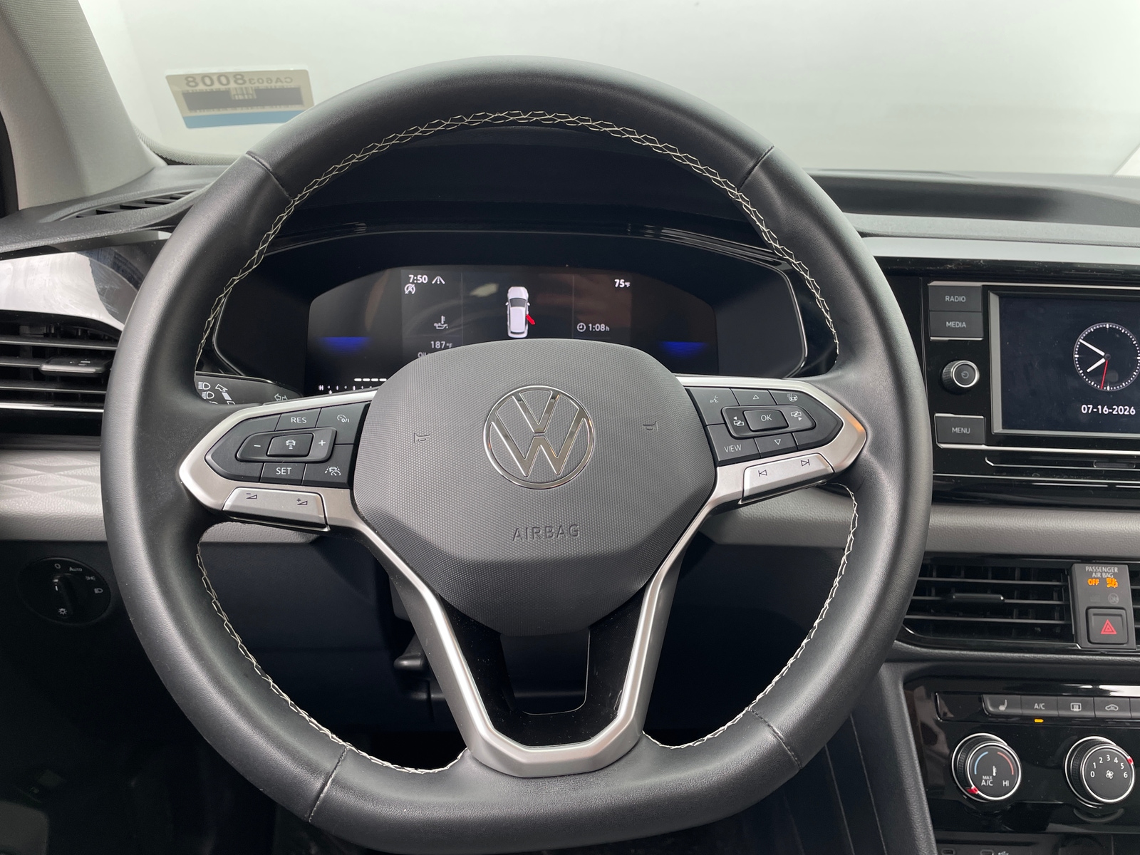 Thumbnail: 2024 Volkswagen Taos - 5