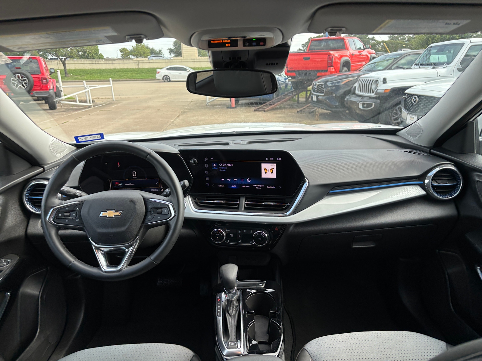 Thumbnail: 2025 Chevrolet Trax - 3