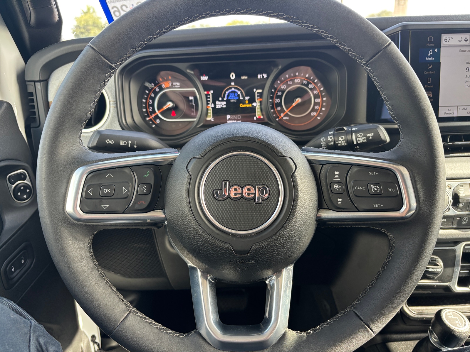 Thumbnail: 2025 Jeep Wrangler - 5