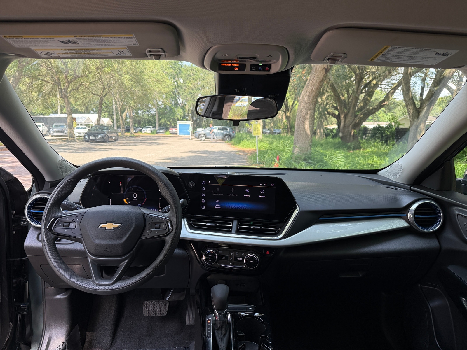 Thumbnail: 2025 Chevrolet Trax - 2