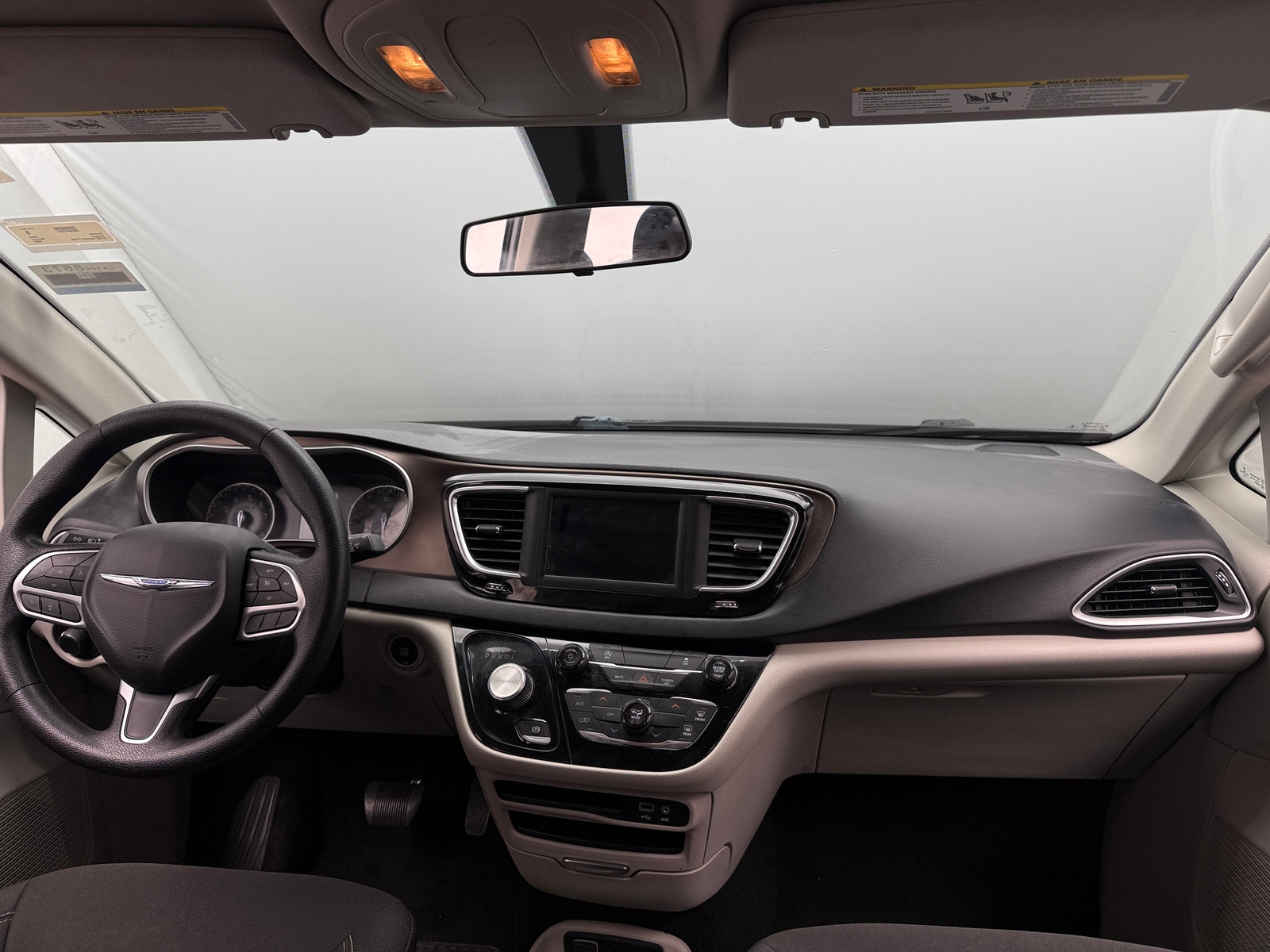 Thumbnail: 2020 Chrysler Voyager - 3