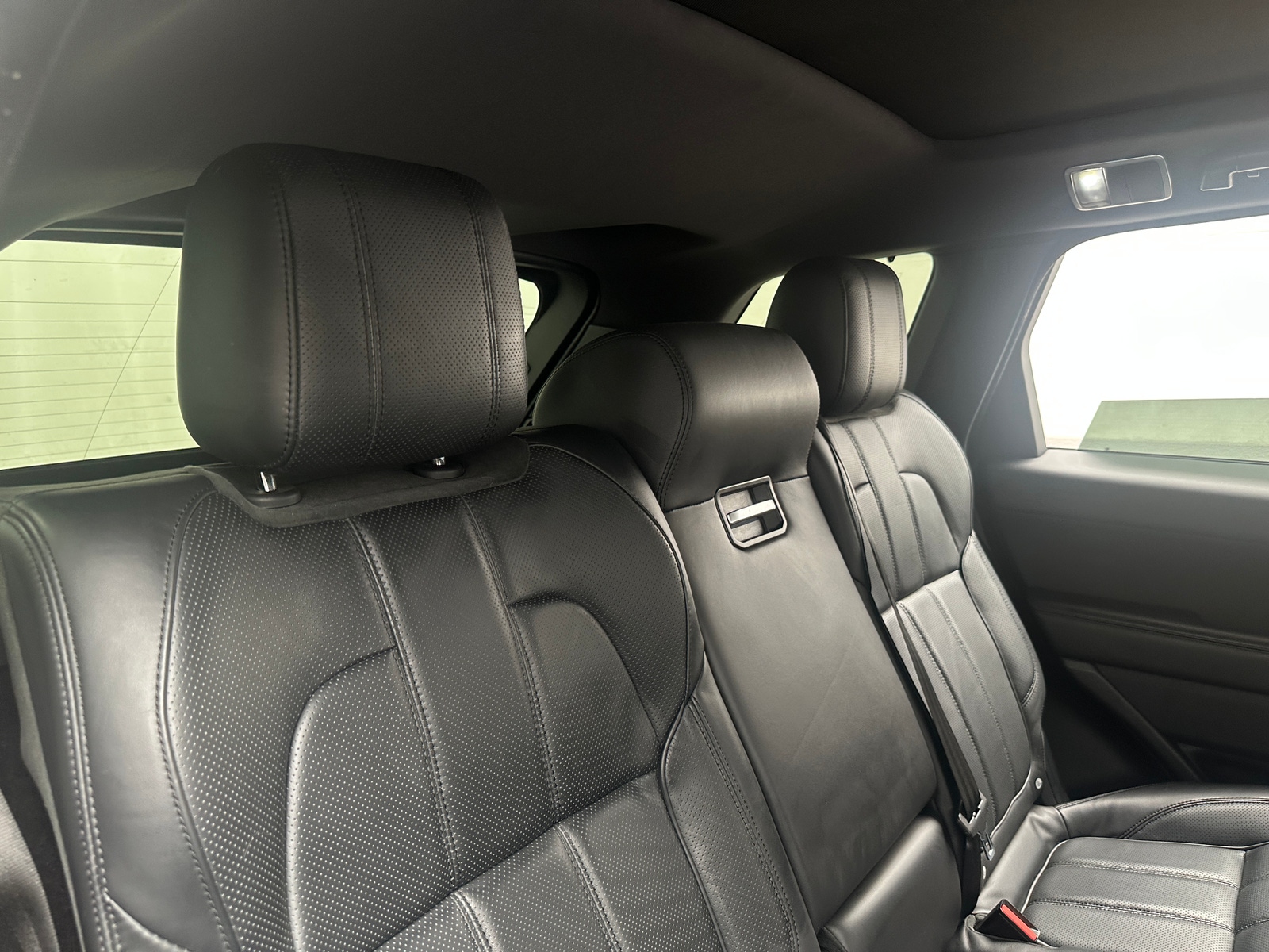 Thumbnail: 2016 Land Rover Range Rover Sport - 5