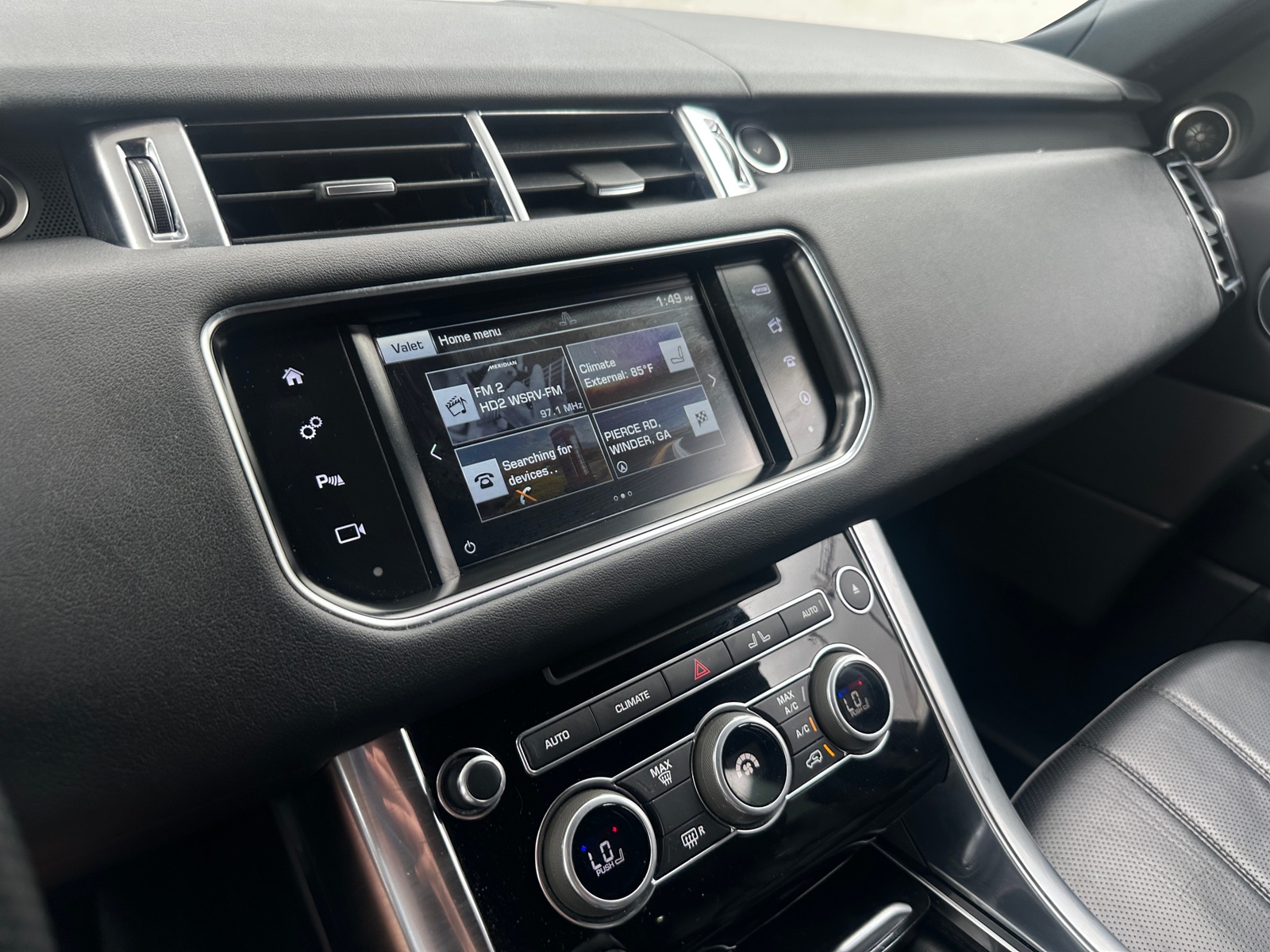 Thumbnail: 2016 Land Rover Range Rover Sport - 3