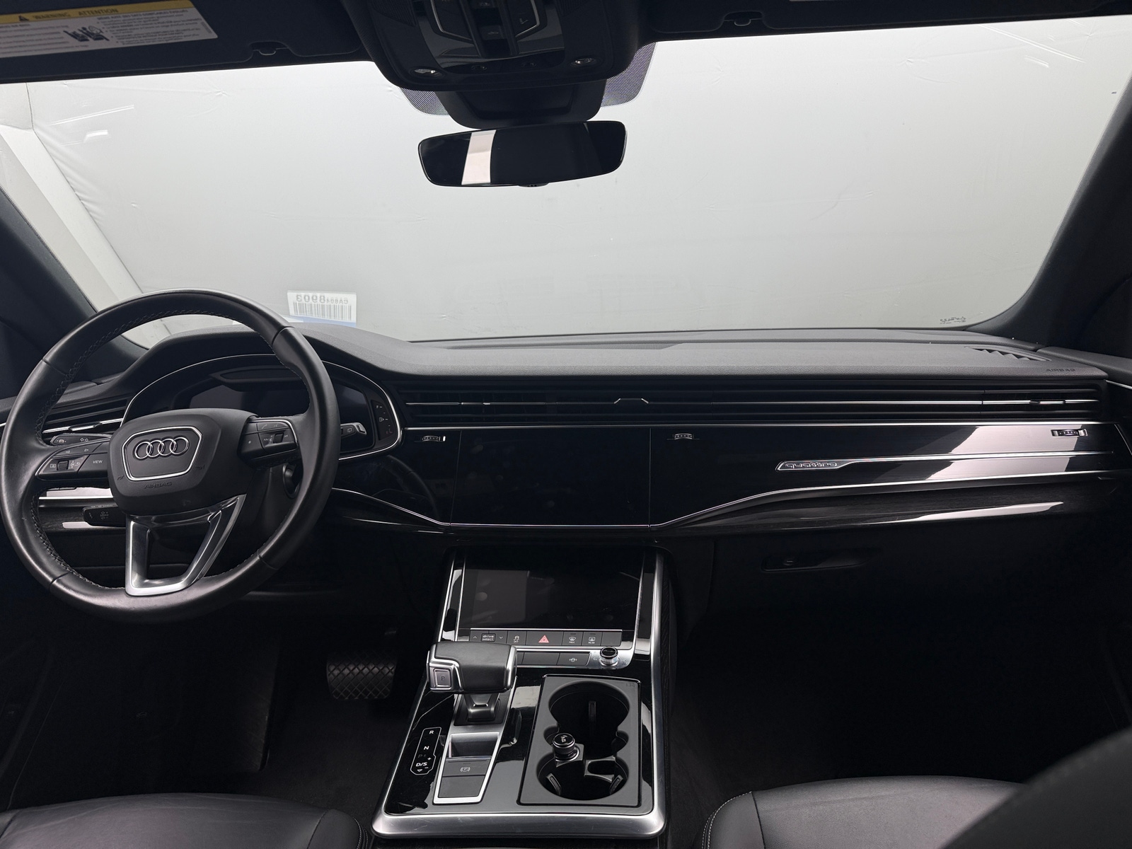 Thumbnail: 2021 Audi Q8 - 2