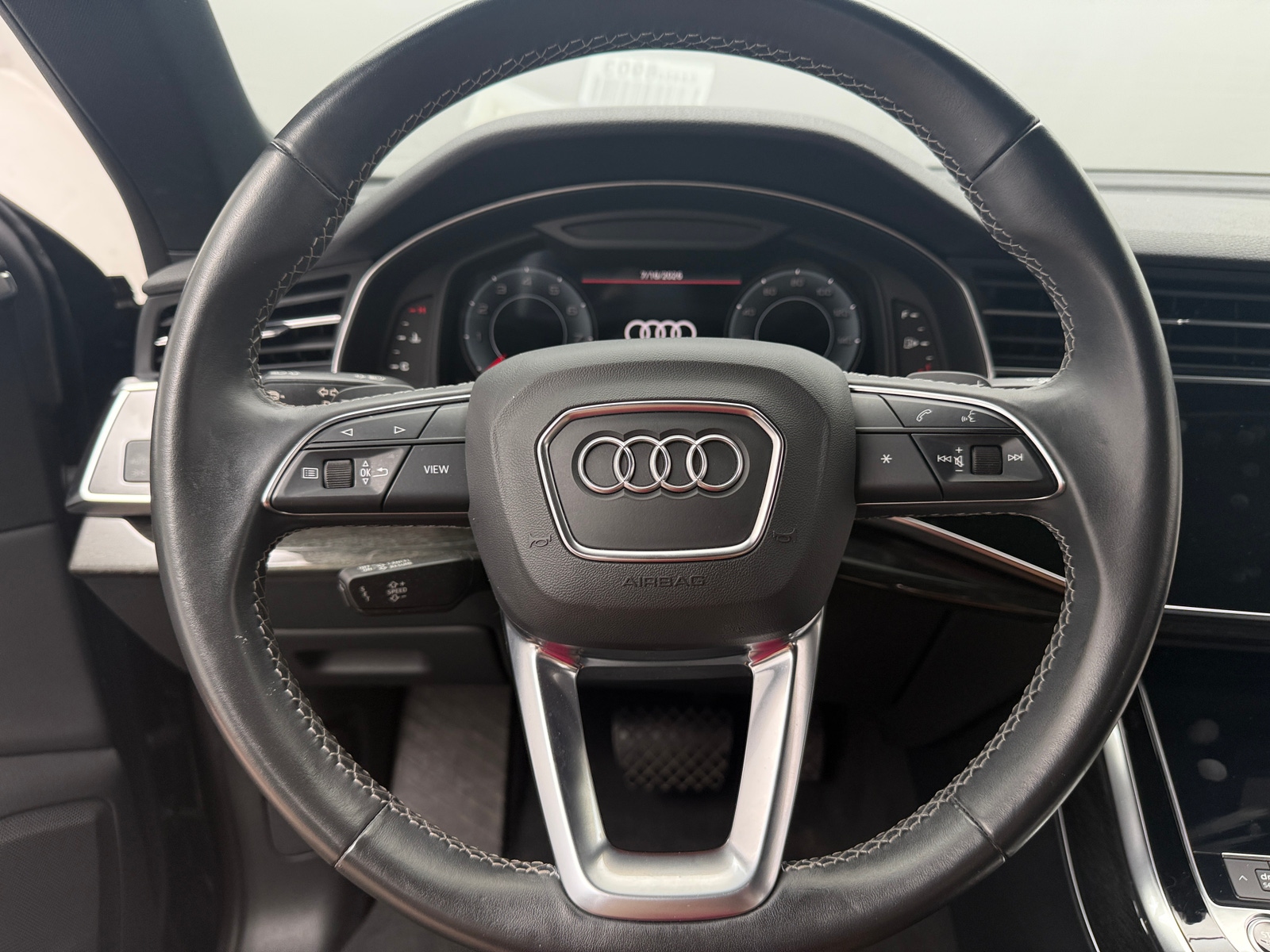 Thumbnail: 2021 Audi Q8 - 4