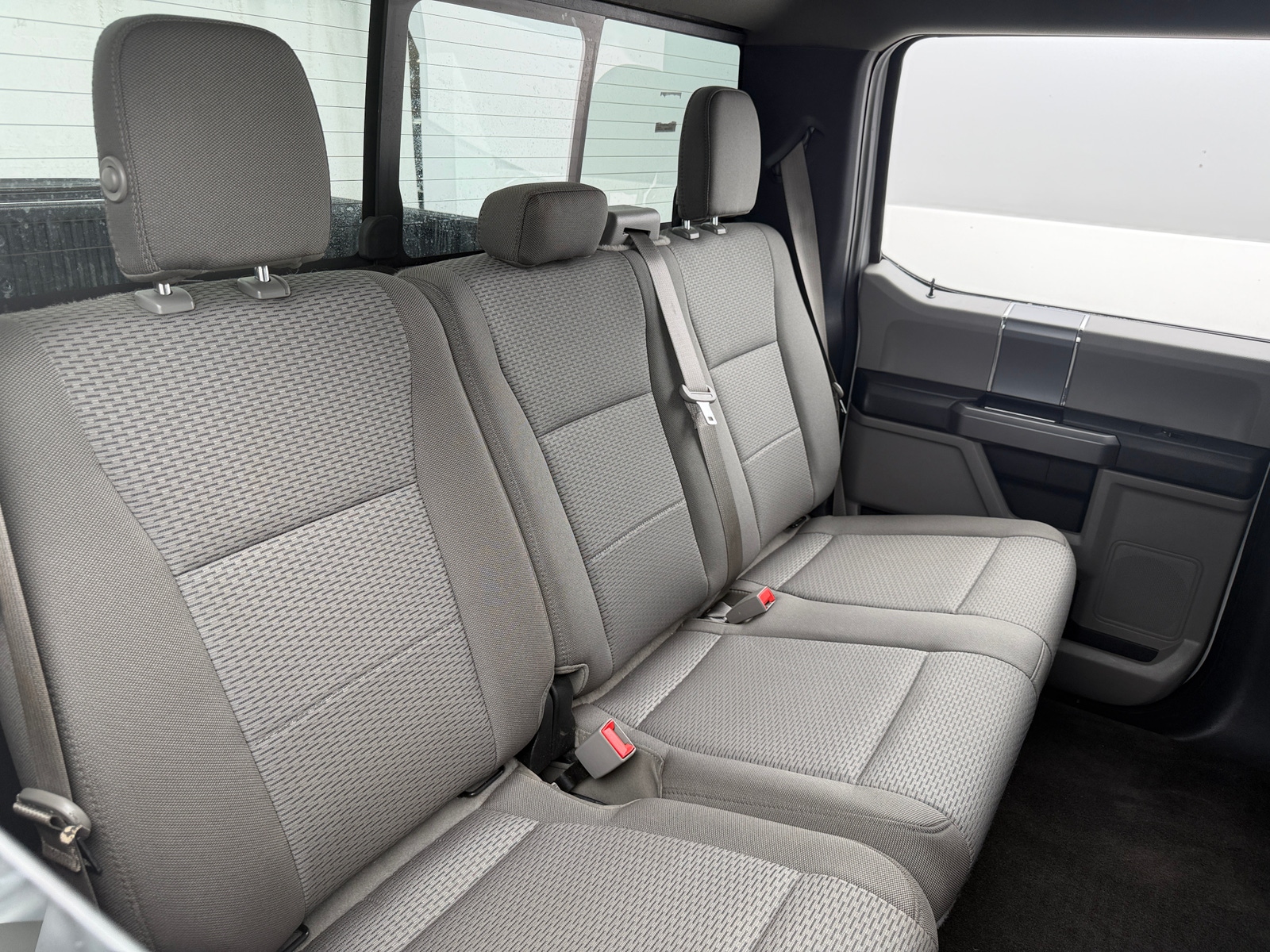 Thumbnail: 2019 Ford Econoline - 6