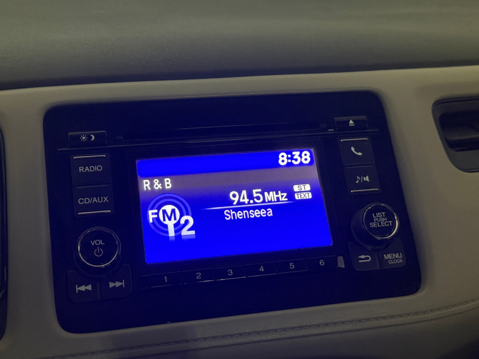 Thumbnail: 2018 Honda HR-V - 4