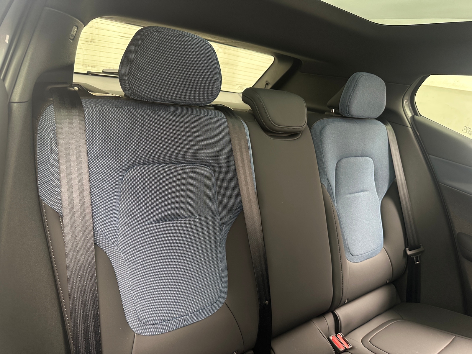 Thumbnail: 2025 Volvo EX30 - 6