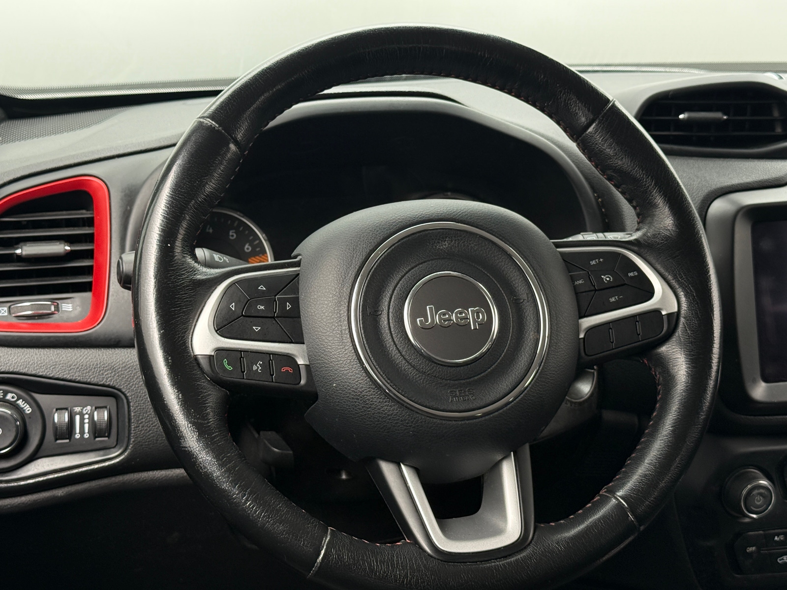 Thumbnail: 2021 Jeep Renegade - 5