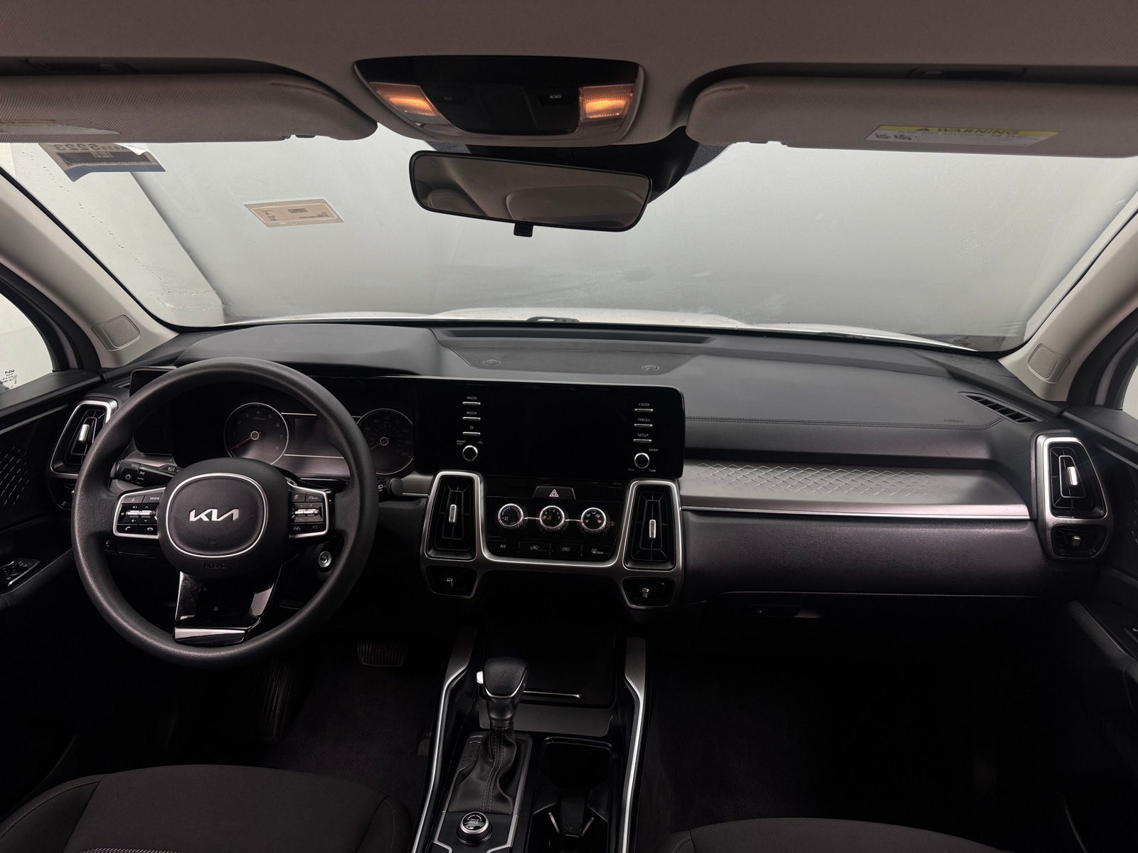 Thumbnail: 2022 Kia Sorento - 3