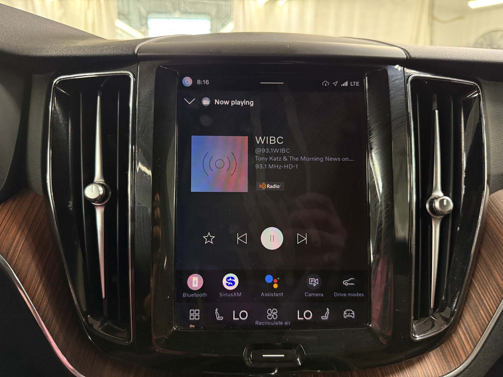 Thumbnail: 2023 Volvo XC60 - 3