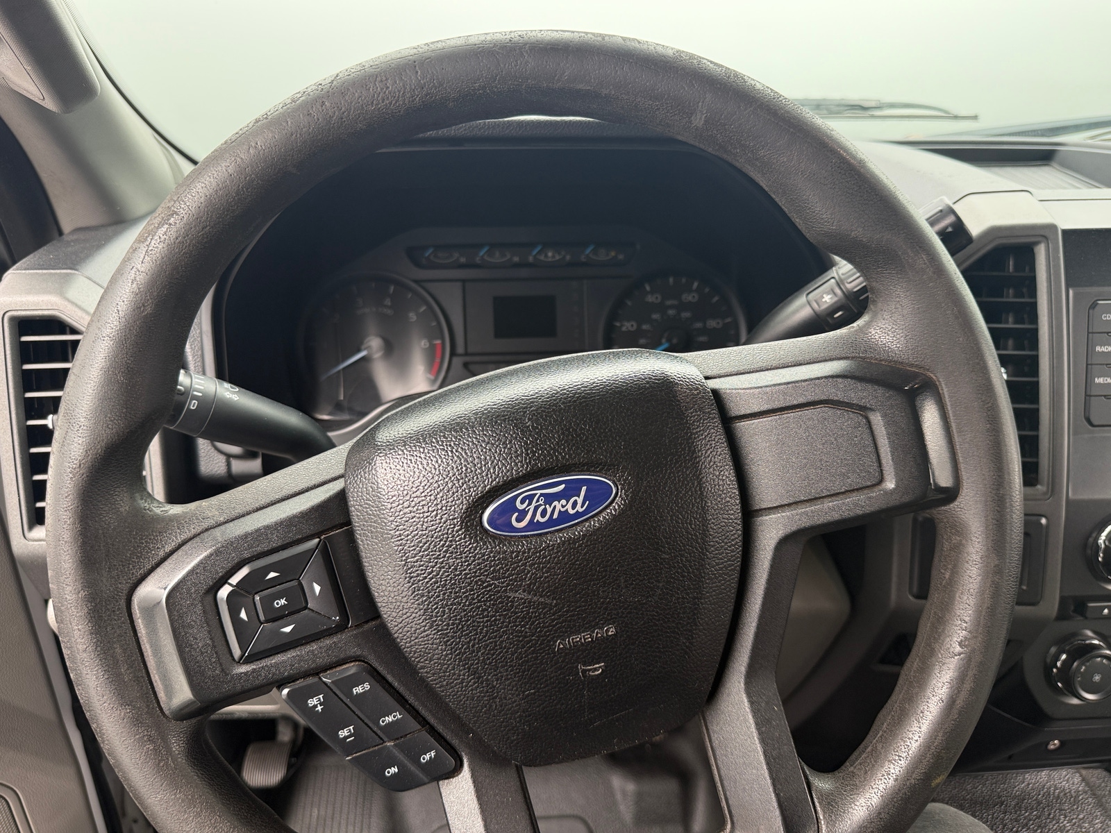 Thumbnail: 2017 Ford Econoline - 5