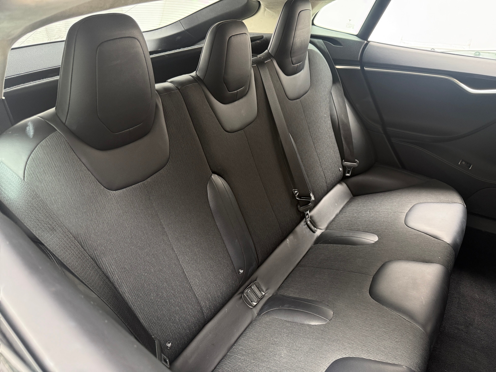 Thumbnail: 2016 Tesla Model S - 6