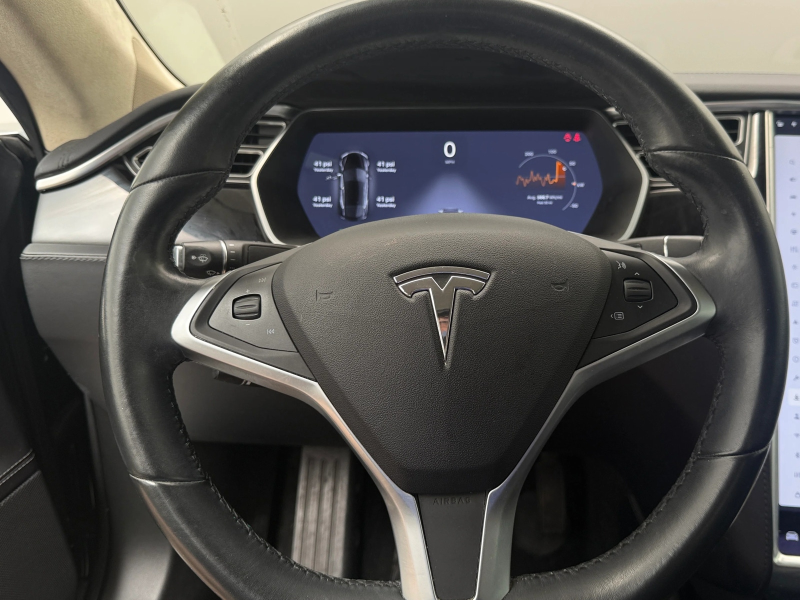 Thumbnail: 2016 Tesla Model S - 5
