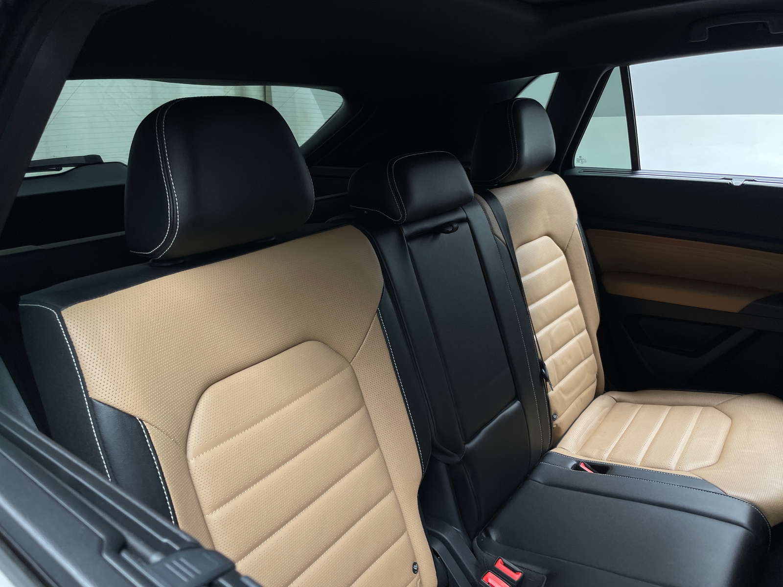 Thumbnail: 2022 Volkswagen Atlas - 5
