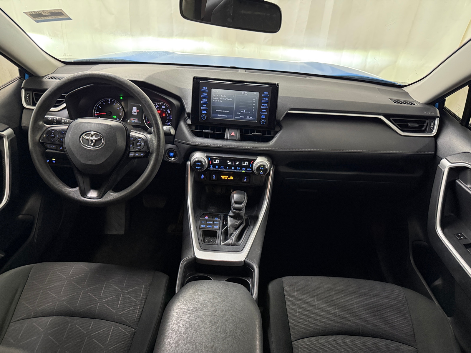 Thumbnail: 2019 Toyota RAV4 - 3