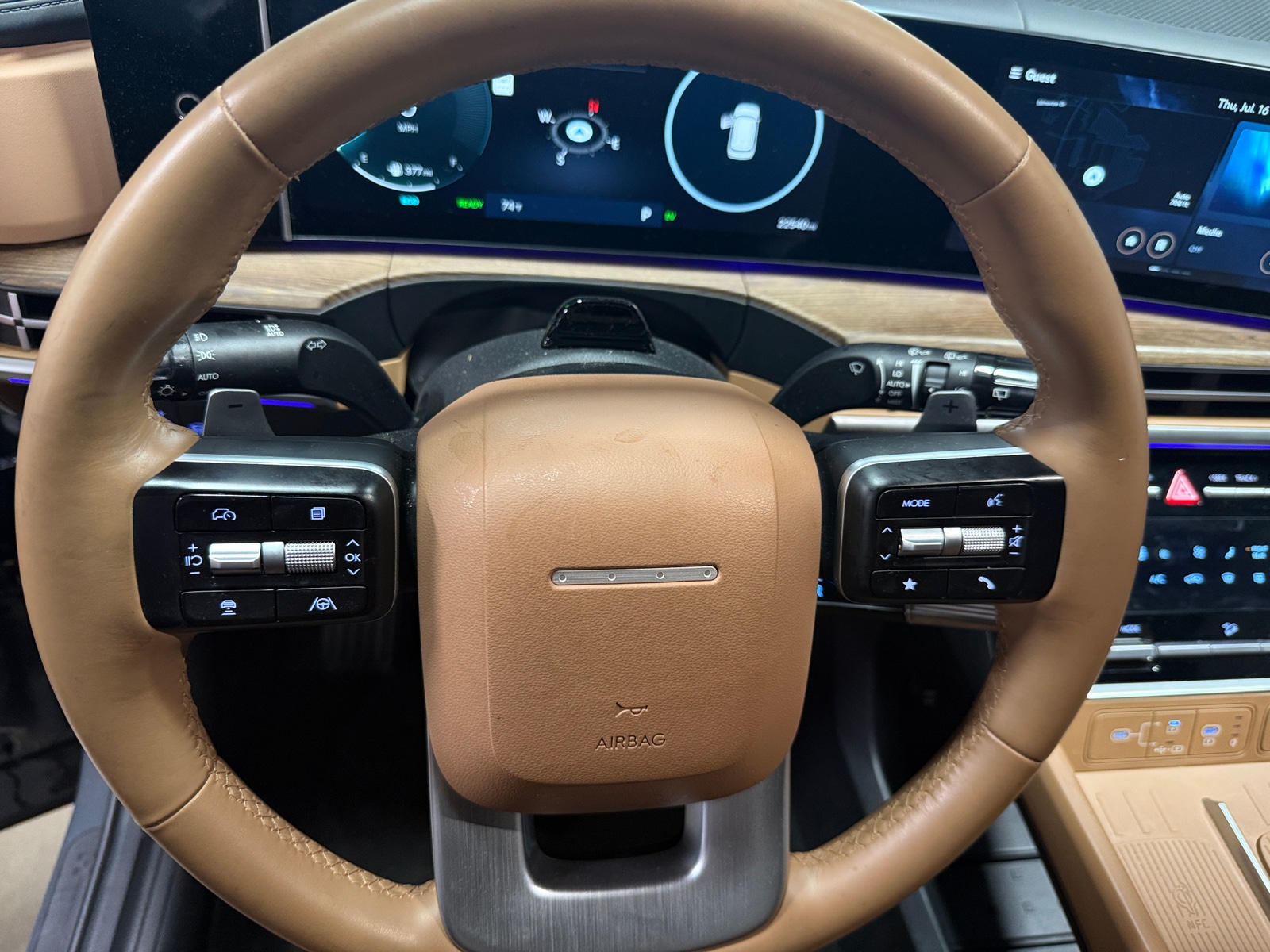 Thumbnail: 2025 Hyundai Santa Fe - 4