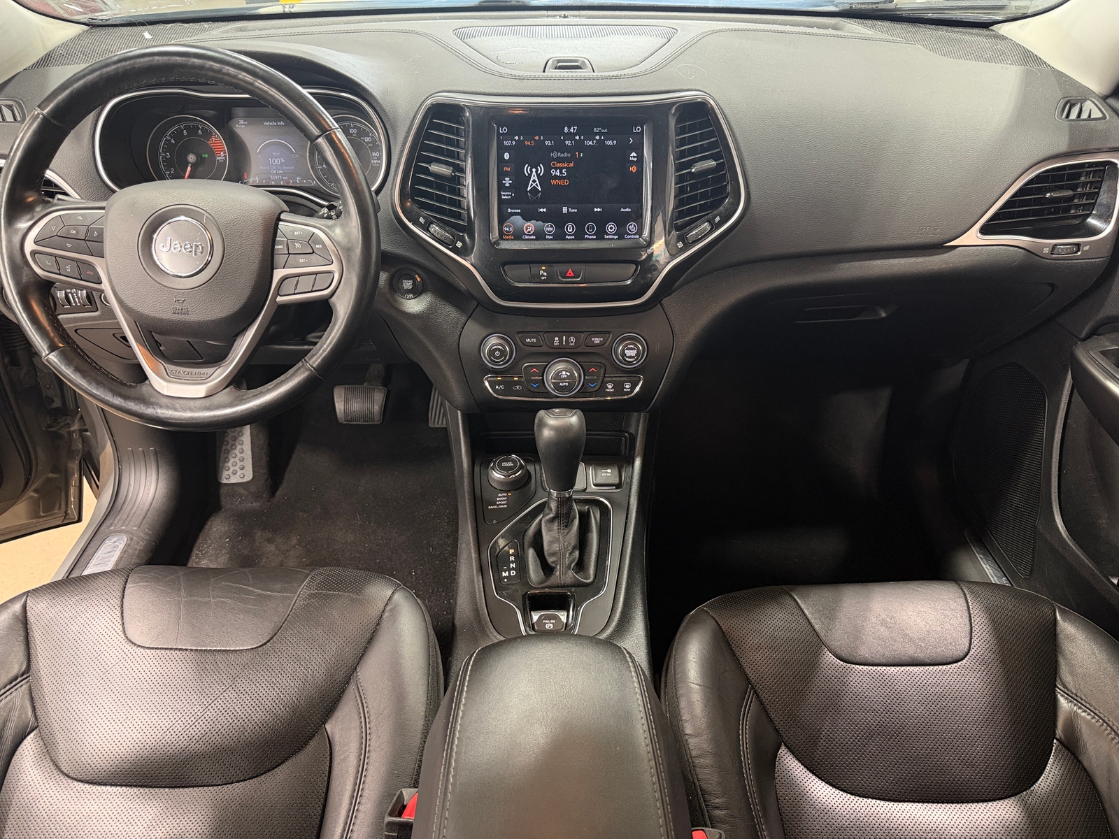 Thumbnail: 2020 Jeep Cherokee - 2