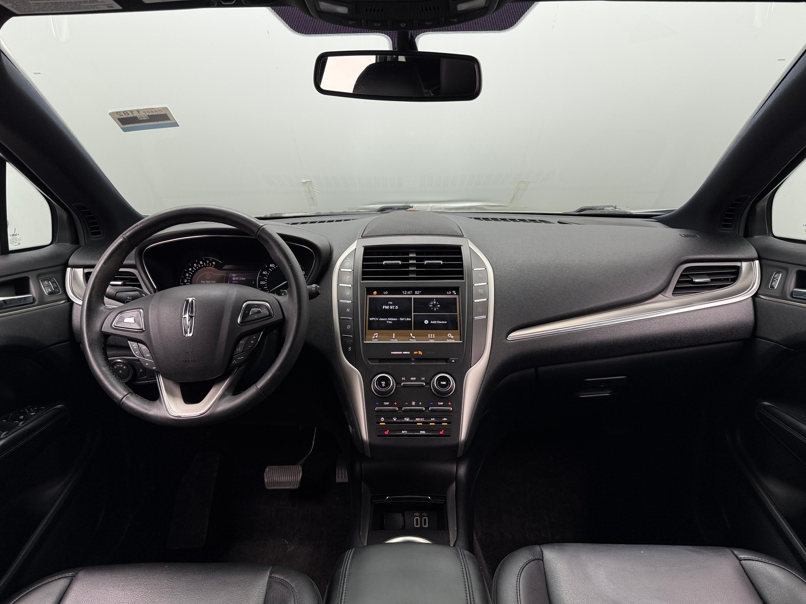 Thumbnail: 2017 Lincoln MKC - 2
