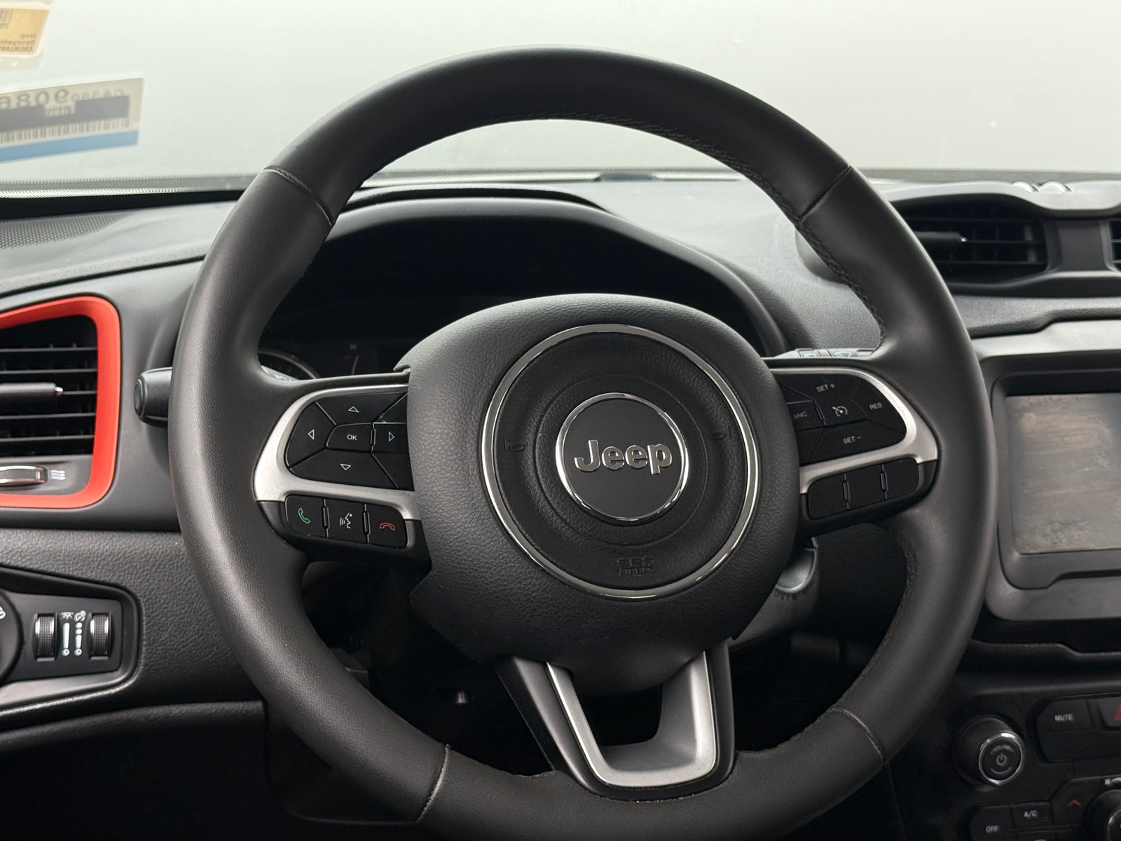 Thumbnail: 2020 Jeep Renegade - 5