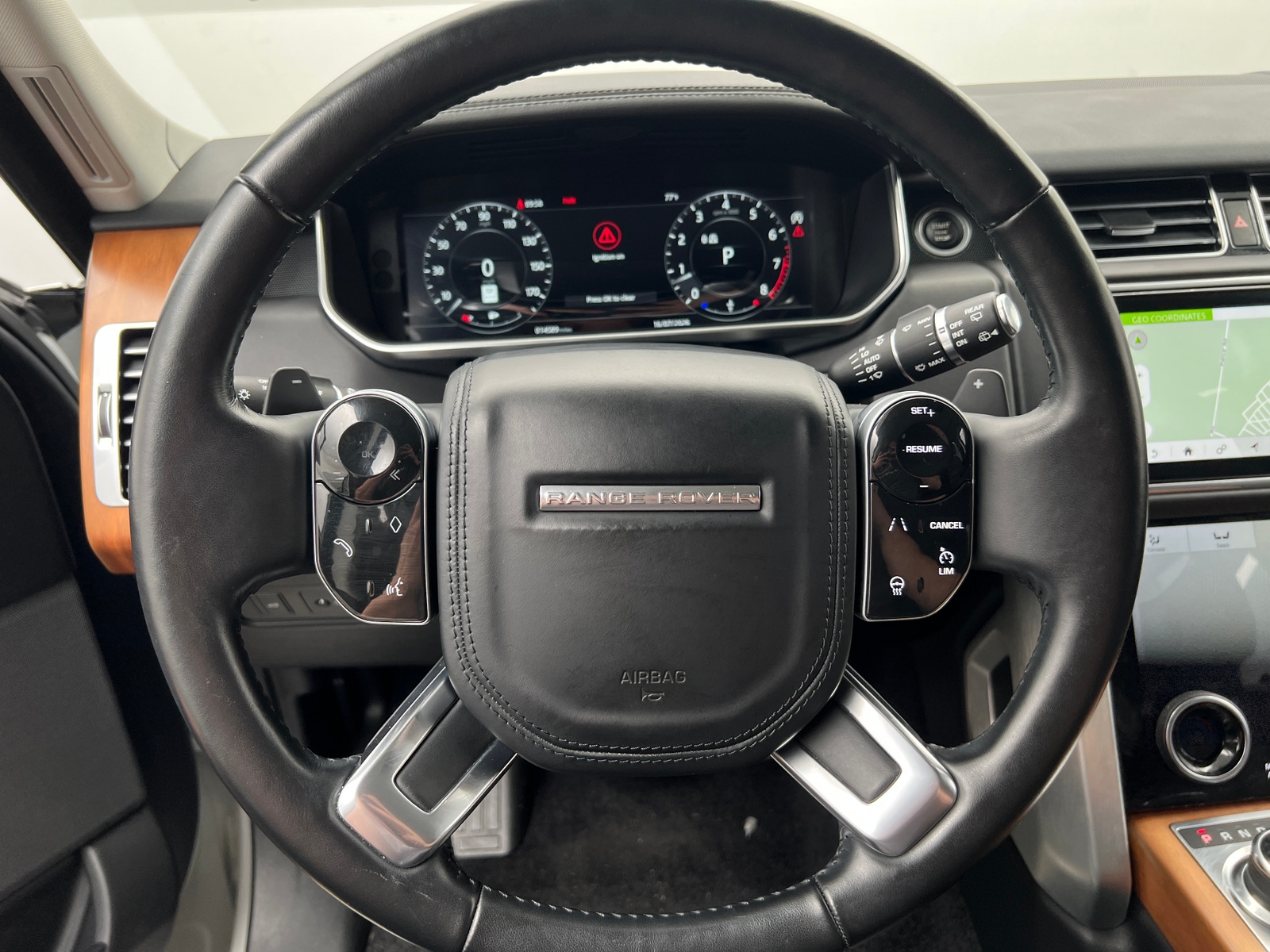 Thumbnail: 2022 Land Rover Range Rover - 4