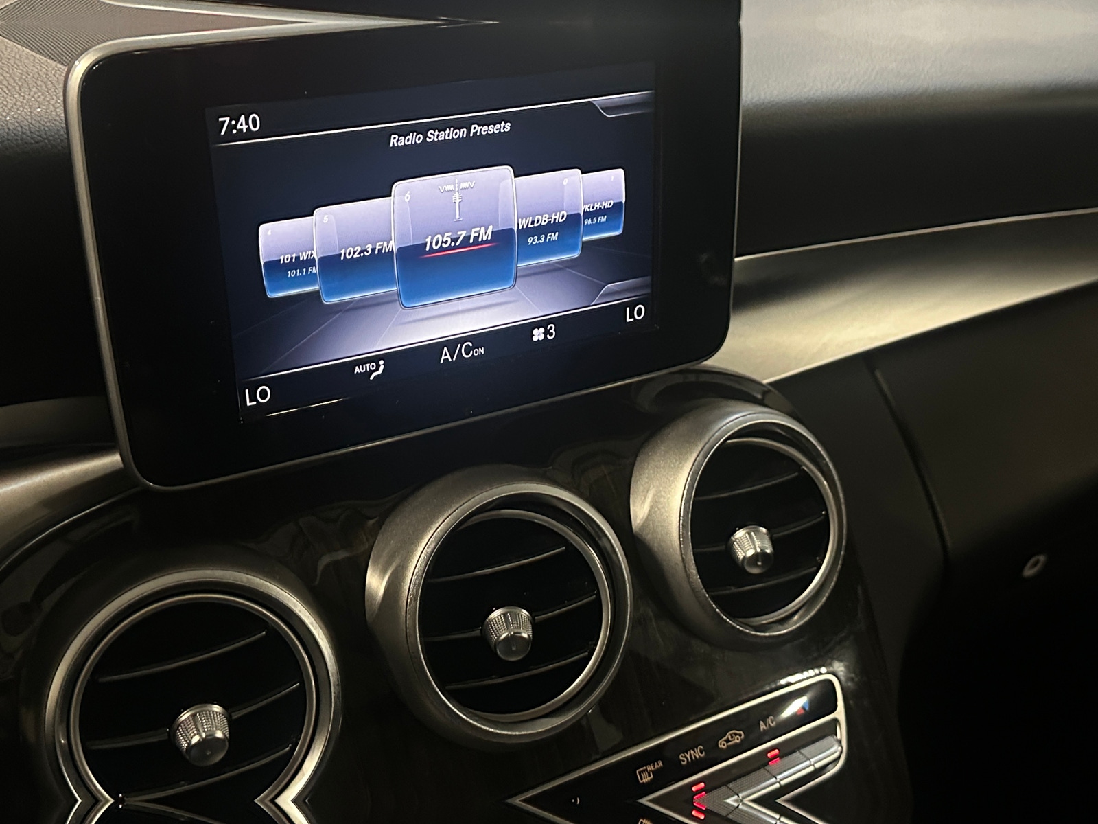 Thumbnail: 2018 Mercedes-Benz C-Class - 3