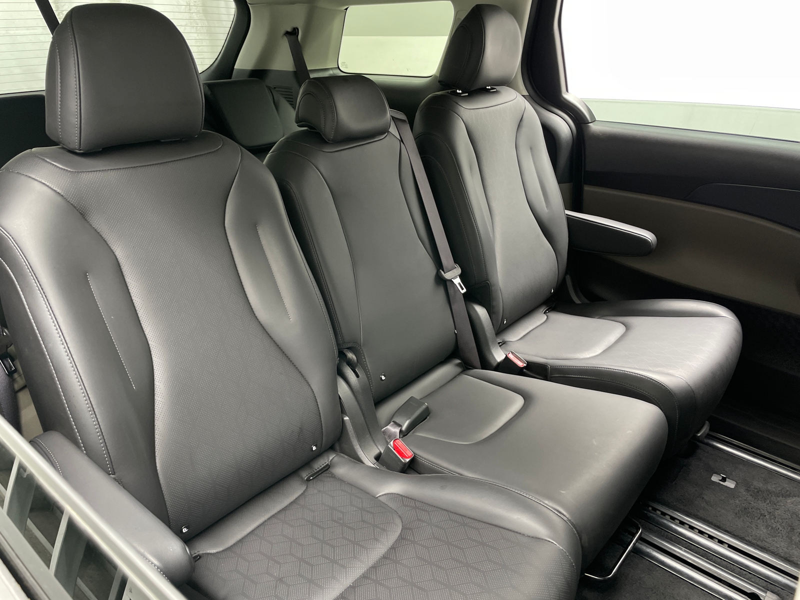 Thumbnail: 2026 Kia Carnival - 5