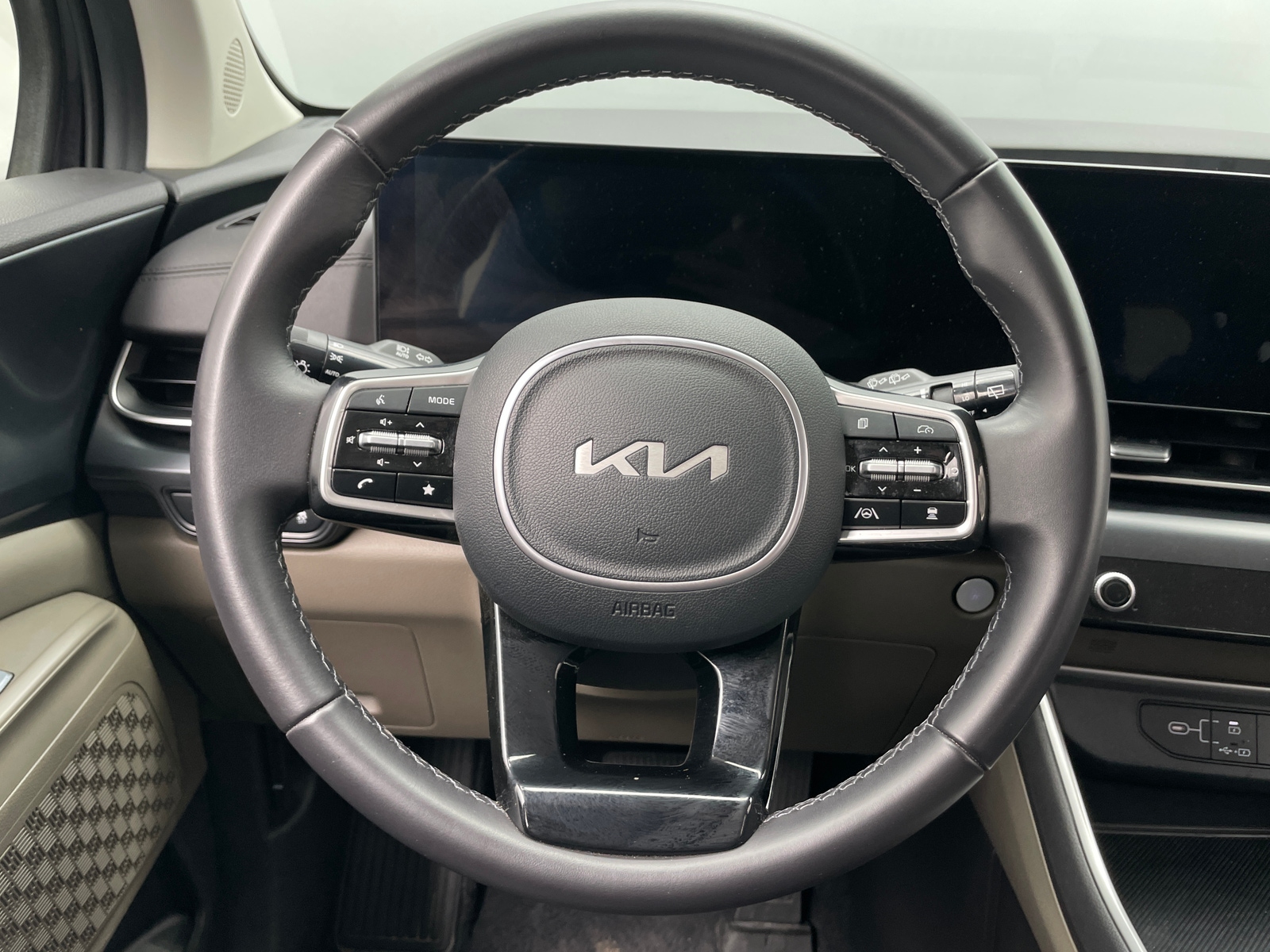 Thumbnail: 2026 Kia Carnival - 4