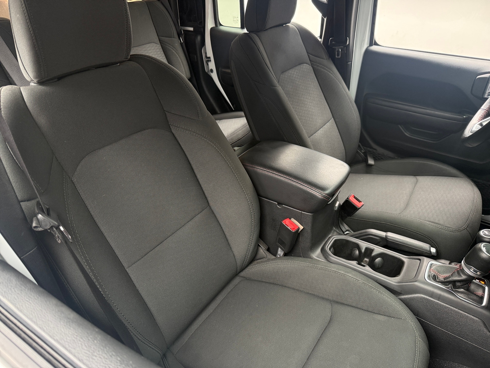 Thumbnail: 2020 Jeep Gladiator - 2