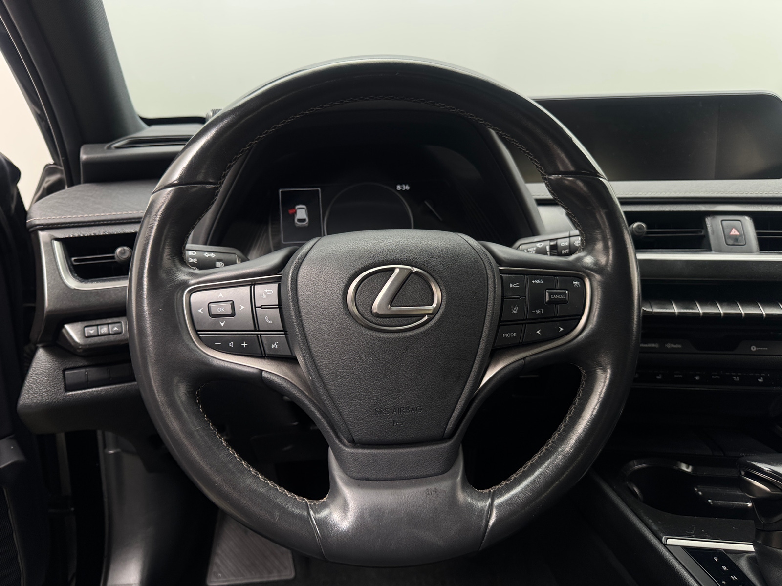 Thumbnail: 2021 Lexus UX - 4