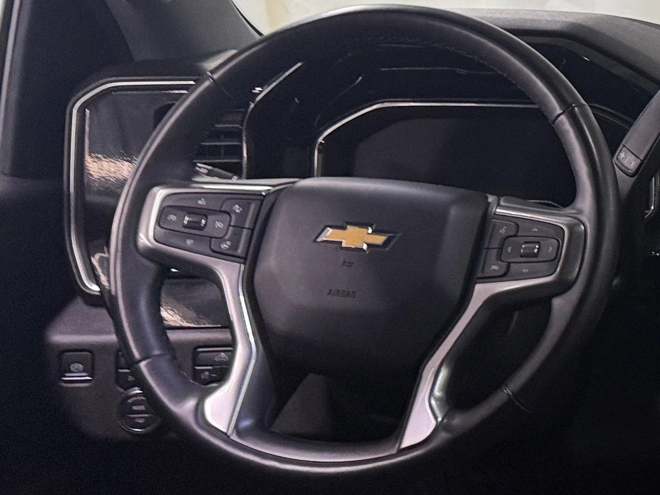 Thumbnail: 2024 Chevrolet Silverado 1500 - 5