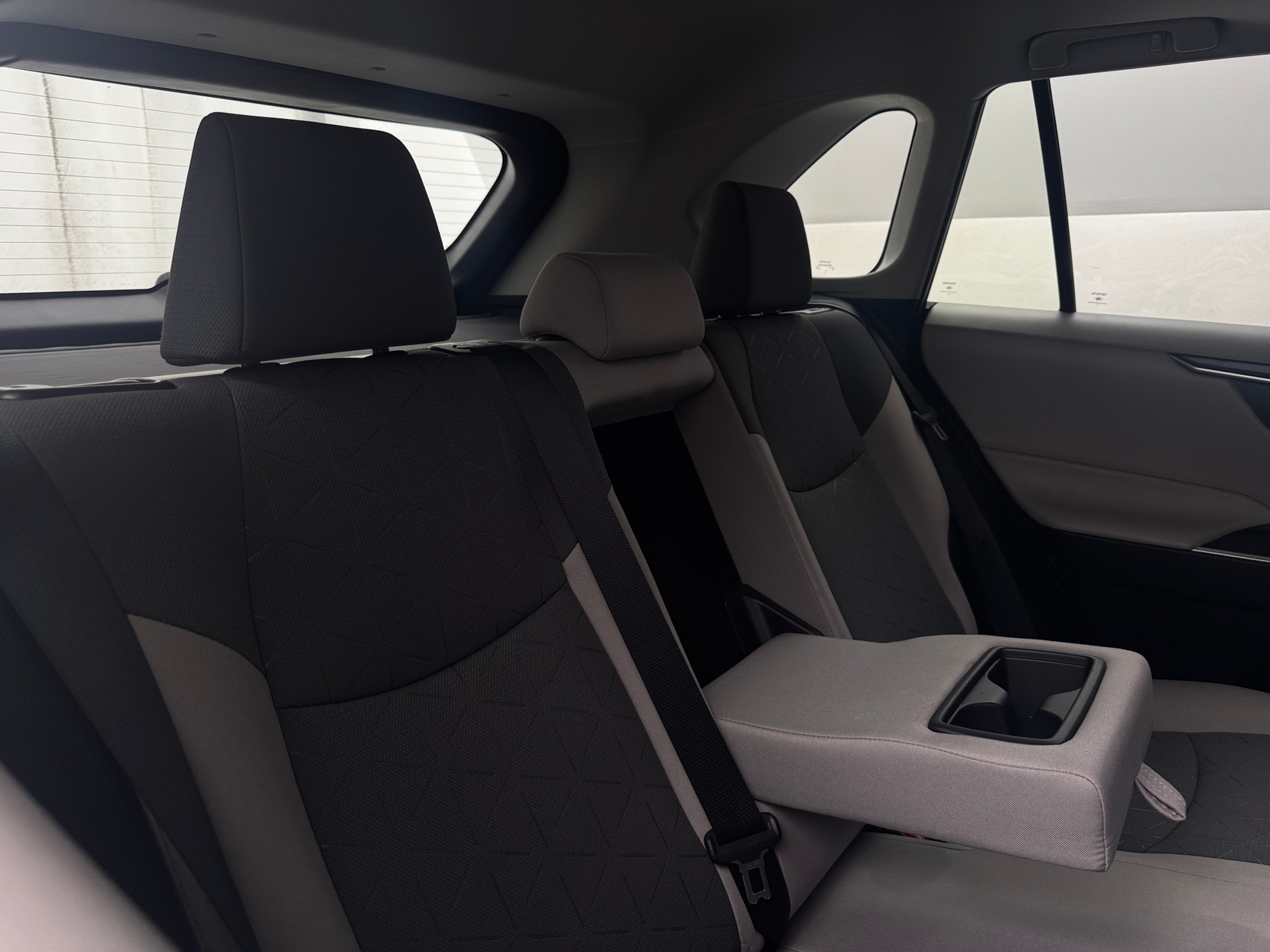 Thumbnail: 2025 Toyota RAV4 - 6