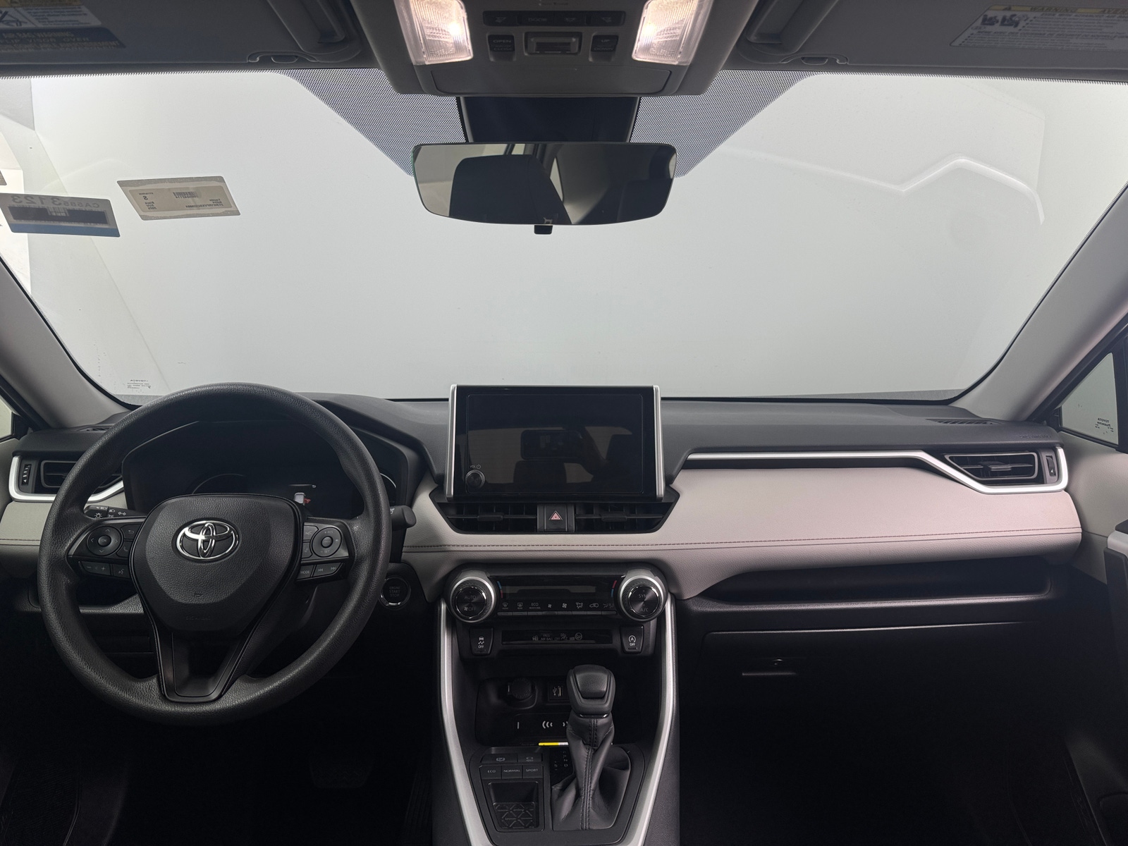 Thumbnail: 2025 Toyota RAV4 - 3